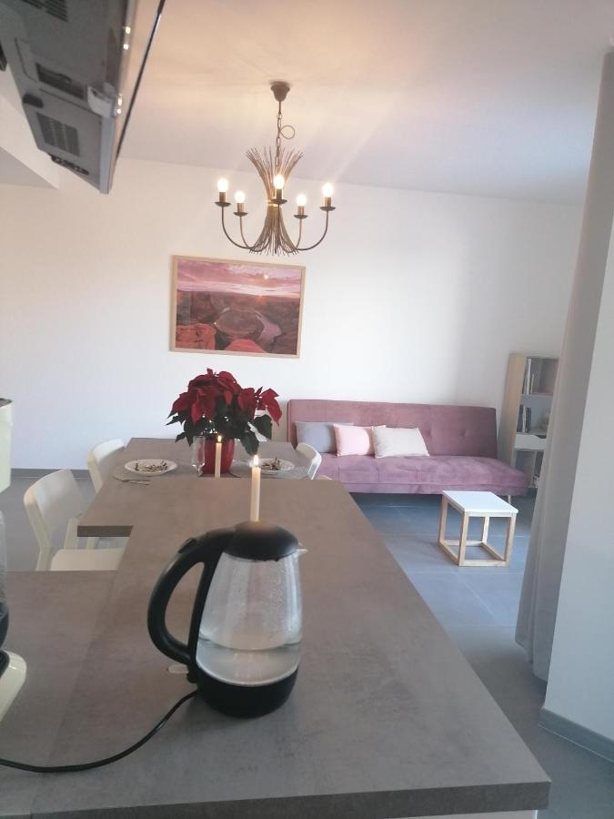 Ferienwohnung A La Belle Quatrieme Etoile Annecy Exterior foto