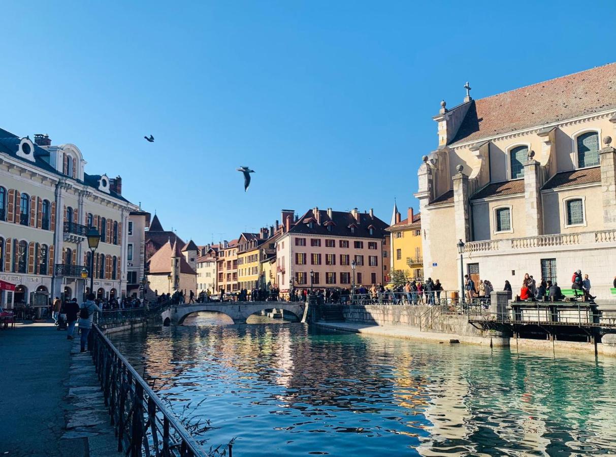 Ferienwohnung A La Belle Quatrieme Etoile Annecy Exterior foto