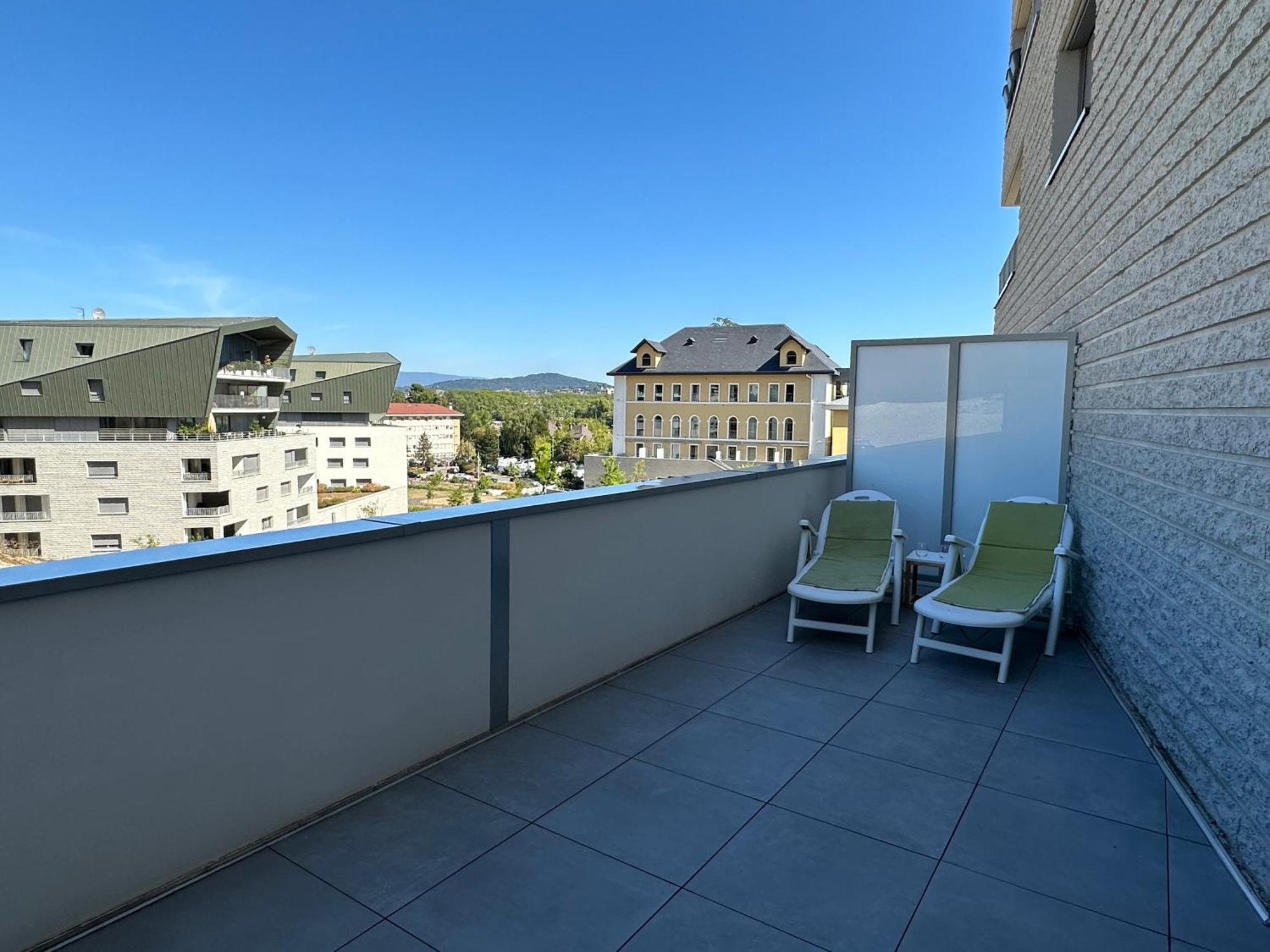 Ferienwohnung A La Belle Quatrieme Etoile Annecy Exterior foto